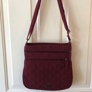 Vera Bradley Triple Zip Hipster in Burgundy